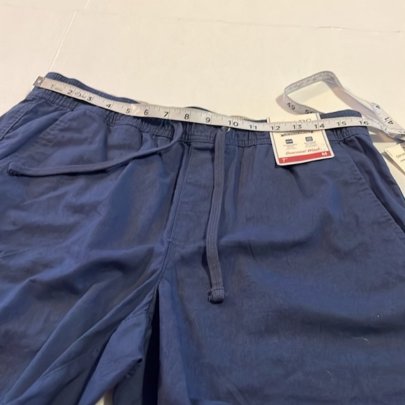 NWT-Chaps-M-dark denim-linen blend,elastic waist, drawstring, pull on, shorts. - Picture 14 of 15